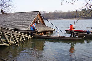 br&uuml;cke im Wasser